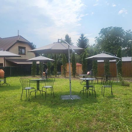 The Castle Suites & Apartment - Free Parking - (Adults Only) Krakov Exteriér fotografie