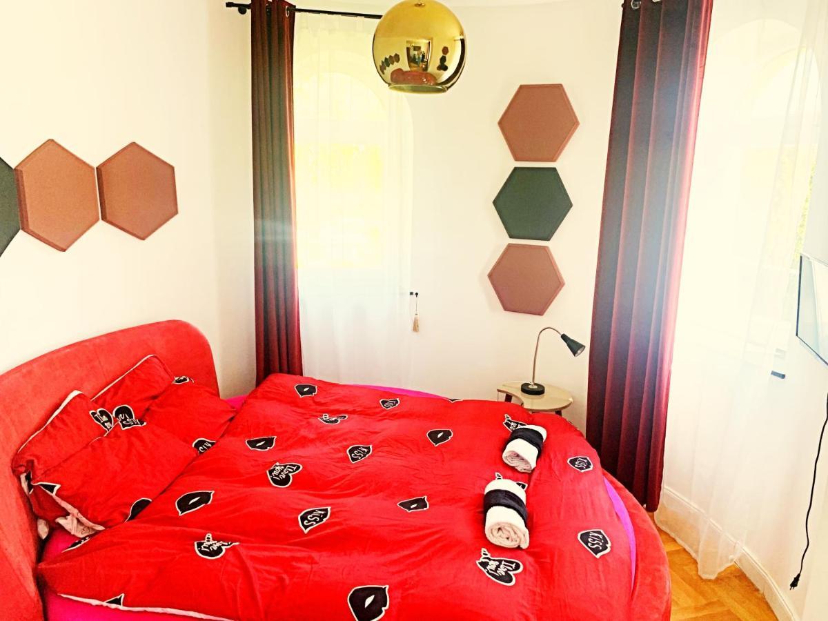The Castle Suites & Apartment - Free Parking - (Adults Only) Krakov Exteriér fotografie